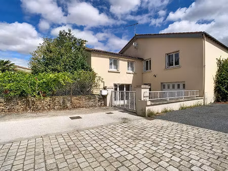 maison montfaucon montigne 5 pièce(s) 123 m2