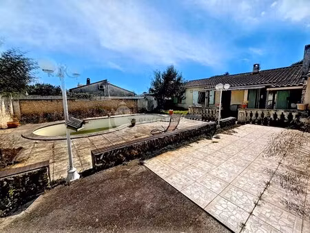 maison de 4 chambres avec jardin à arles