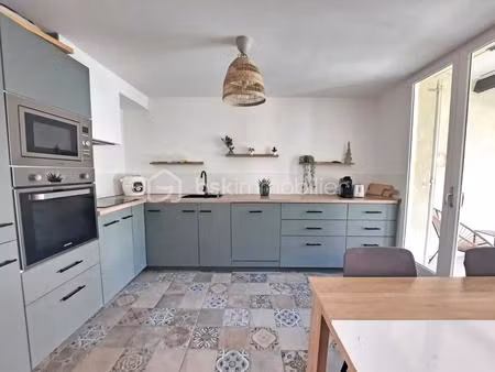 maison de 82 34 m² à fayence