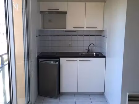 location appartement 1 pièce 20 m² à caen (14000)