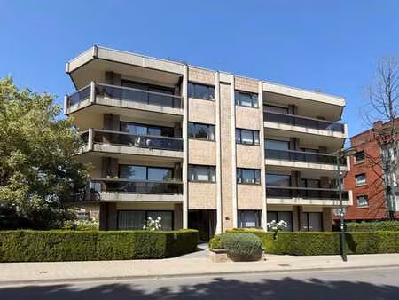 bureaux à louer de +/- 190 m² avec parkings