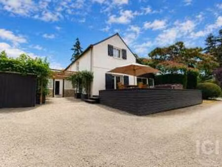 vente maison à notre-dame-des-landes (44130) : à vendre / 161m² notre-dame-des-landes