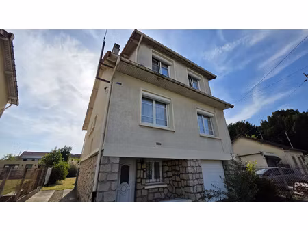 maison familiale à vendre à vaujours quartier vert galant