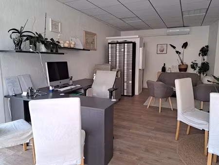 vente locaux professionnels 2 pièces 35.49 m² à les angles (30133)  152 000 €