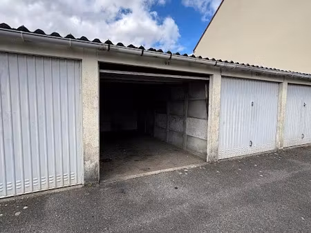 vente parking 10 m² à clermont (60600)  18 000 €