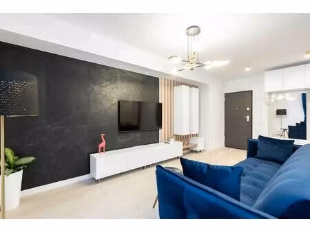appartement à louer à avenue de la couronne 143a ixelles (vwd18045)