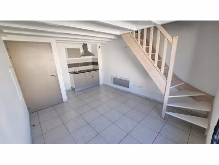 location appartement 2 pièces 26 m² à royan (17200)  545 €