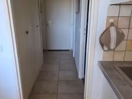 location meublée appartement 1 pièce 19 m² à le pontet (84130)  480 €