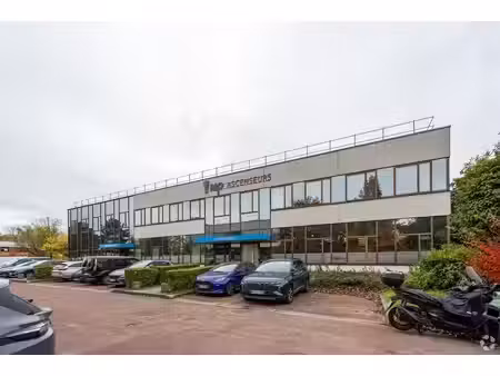location bureaux 367m² à 1224m²