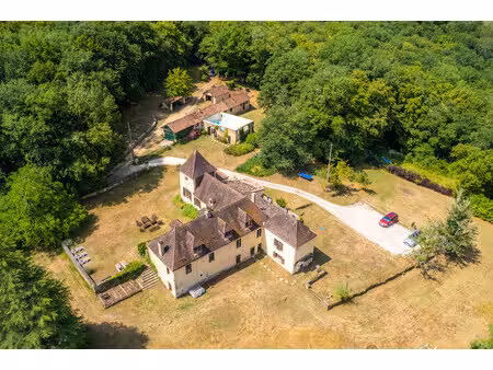 maison à vendre à les eyzies (24620) - dordogne