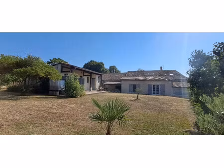 maison à vendre à gardes-le-pontaroux (16320) - charente