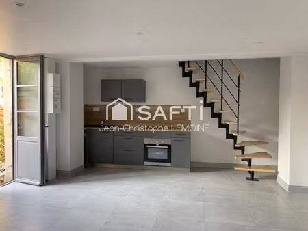 appartement de 49m2 terrasse  centre ville libre