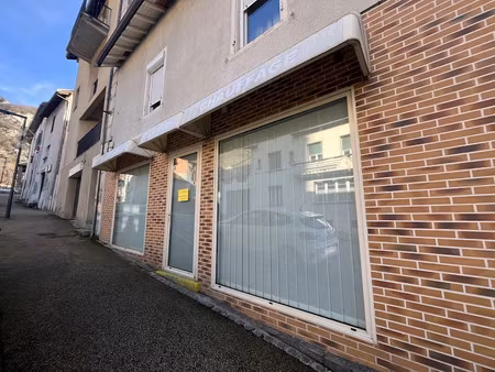 location locaux professionnels 2 pièces 38 m² à tarascon-sur-ariege (09400)  400 €