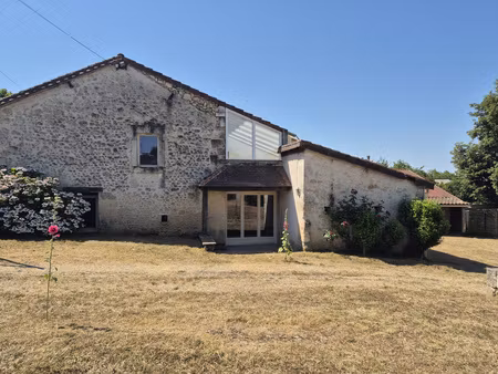 dordogne  bourdeilles   périgord vert  brantôme  maison 166m²  6 pièces  3 chambres  pisci