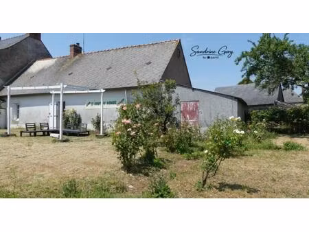 au calme  découvrez cette maison avec jardin  garage et grenier aménageable offrant un bea