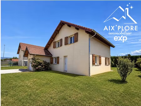 ? coup de coeur pour cette maison familiale récente avec jar