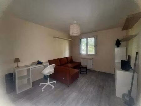 studio meublé à louer – lieusaint