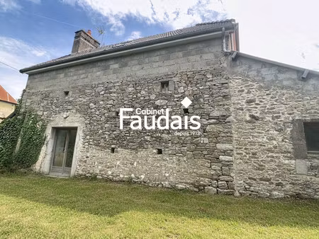 maison en pierre à rénover avec dépendance sur terrain de 2 8