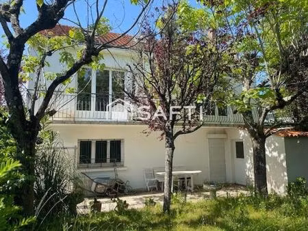 reze - maison 9 pièces d'environ 200 m² sur une parcelle de 420 m²