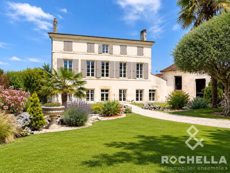 demeure bourgeoise à saint jean d'angély