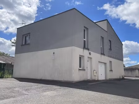 saint jean de la ruelle - maison récente avec garage
