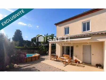 villa moderne avec belles prestations et espaces de vie généreux
