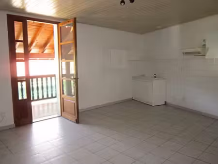 location appartement 4 pièces 84.46 m² à tartas (40400)  638 €