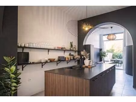 maison de maître rénovée avec 4 chambres et un agréable j...
