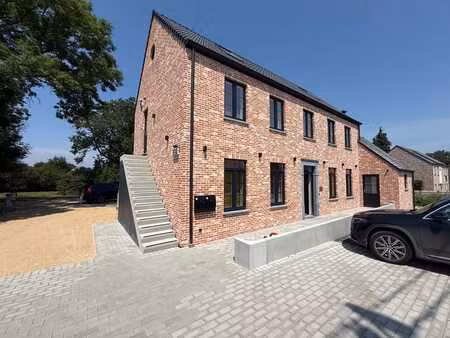 colocation appartement neuf 3 ch 140m2. chaumont-gistoux