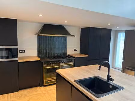 superbe duplex avec jardin a 2 pas du parc tenbosch