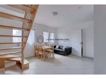 location meublée appartement 3 pièces 44.19 m² à villecresnes (94440)  946 €