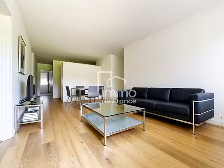 appartement 4 pièces ? 93 m² ? beau potentiel à proximité des transports et des commerces