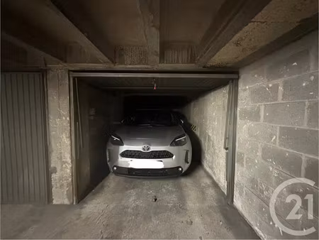location parking à paris 16ème (75016)  190 €