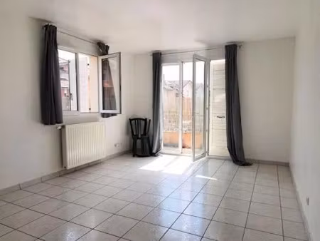 location duplex 2 pièces 62.02 m² à gex (01170)  1 322 €