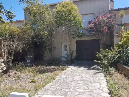 location villa 4 pièces à agde (34300)  1 190 €