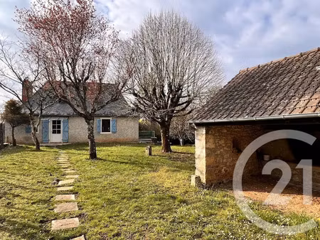 location maison 4 pièces 87 m² à baladou (46600)  741 €