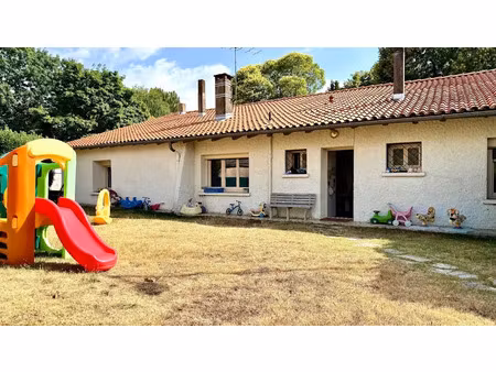 location maison 6 pièces 157.06 m² à bessières (31660)  1 100 €