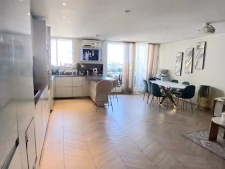 location appartement 5 pièces 114.1 m² à les lilas (93260)  2 744 €