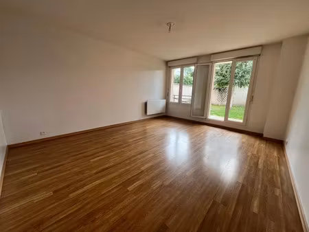 location appartement 4 pièces 80.8 m² à coulommiers (77120)  1 050 €