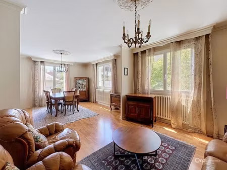vente duplex 5 pièces 136.76 m² à saint-flour (15100)  167 500 €