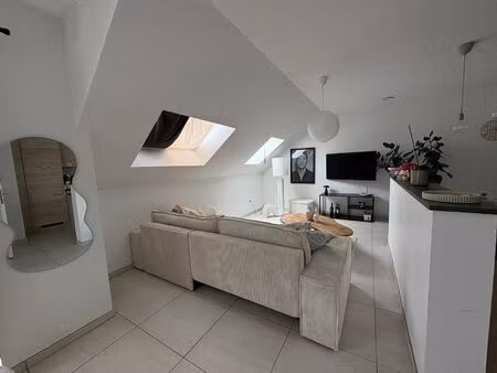 appartement à louer à rue des vaches 271 quaregnon (vbe43008)