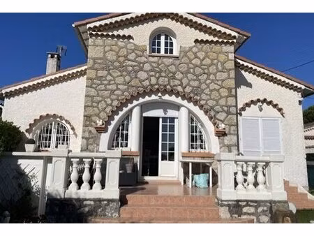 maison individuelle de caractere au cap d'antibes