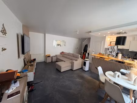 location meublée maison 4 pièces 71.17 m² à la falaise (78410)  1 350 €