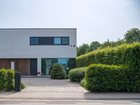 huis te koop in lievegem met 3 slaapkamers