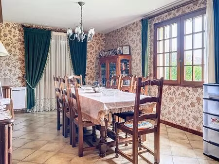 corps de ferme de 128 m² à echenon