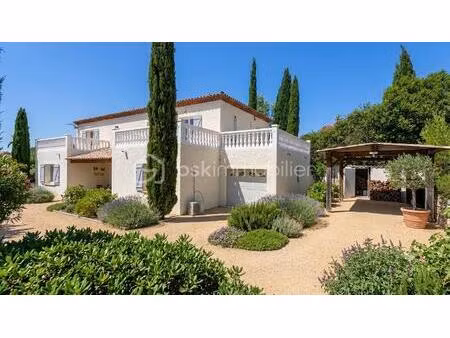 maison de 210 m² à le luc