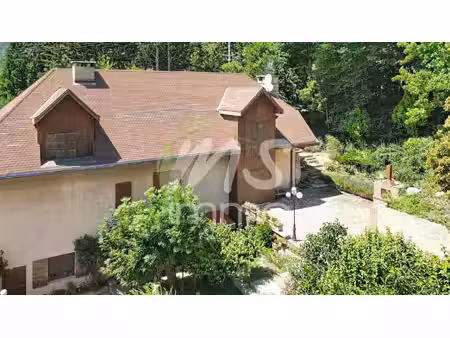 maison t7 de 340 m² - saint-firmin