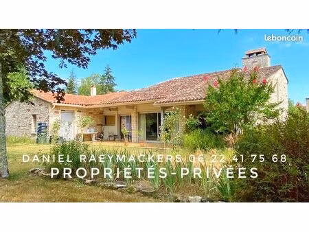 maison 9 pièces 276 m²