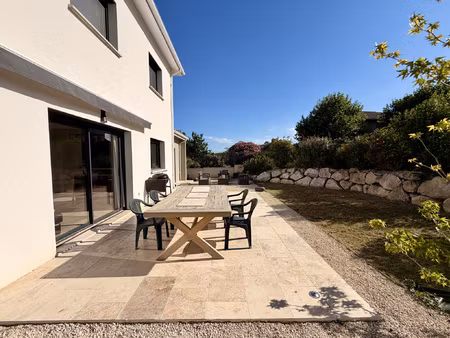 beauvallon village. rare. maison de 90 m2 recente 2019. 3 ch