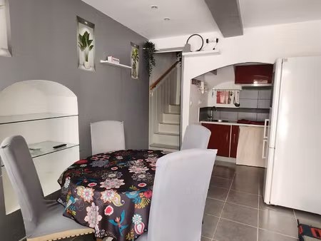 bessan centre ville maison louee meuble